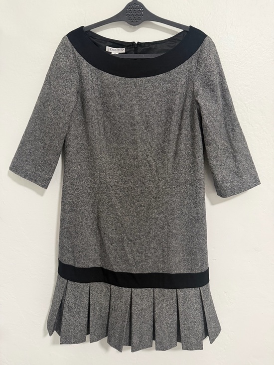 Pendleton Dresses & Skirts - Pendleton Vintage Wool Silk Blend Dress Size 12 Gray Pleated Made USA